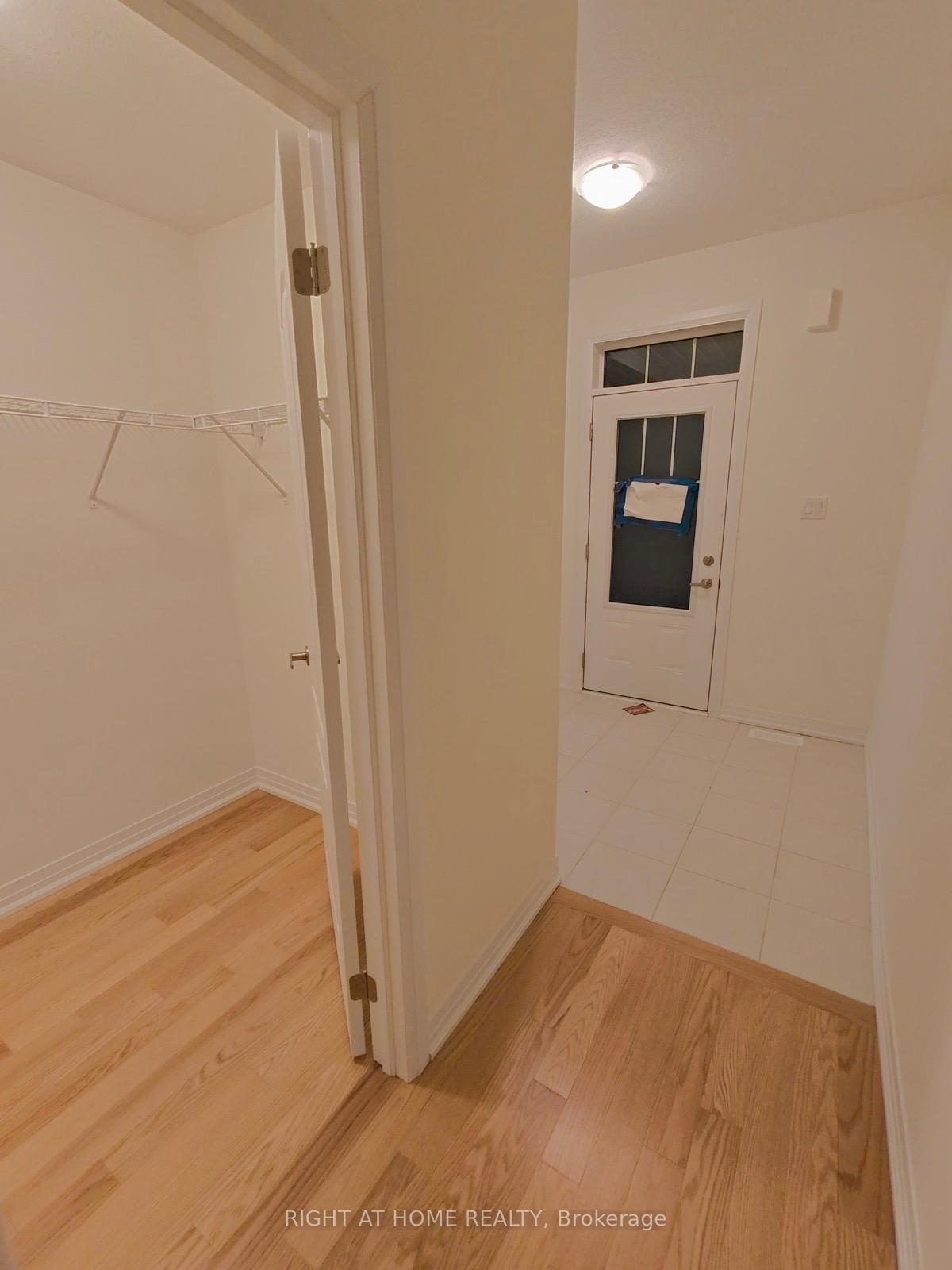 Photo 8 of 115 Brighton Lane, Thorold, Rolling Meadows — HOMEH