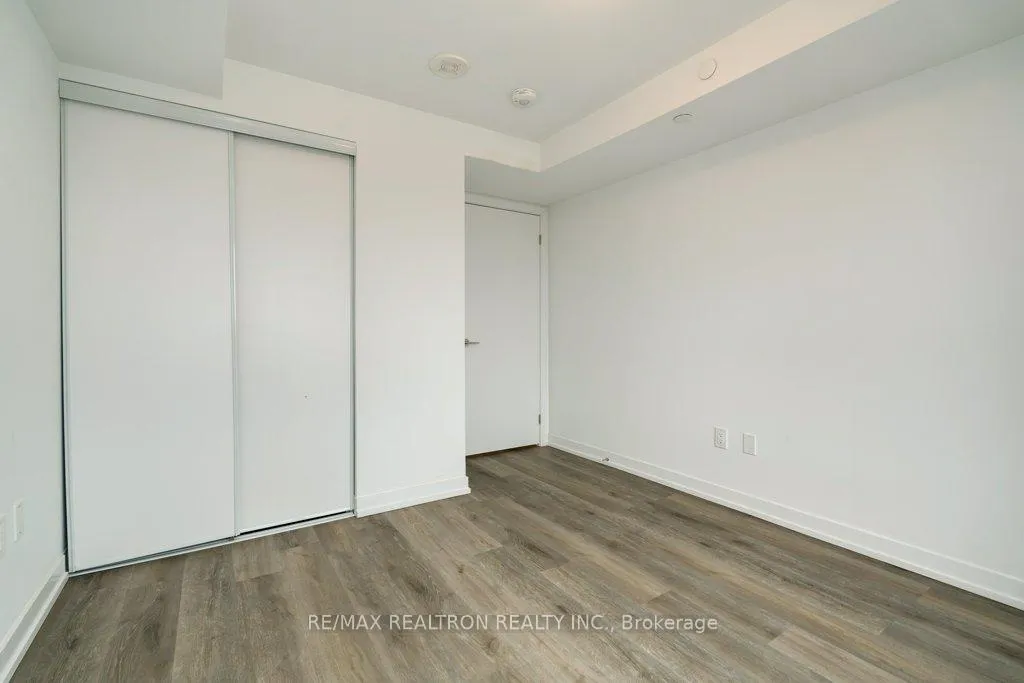Photo 6 of Unit 619, 1480 Bayly Street, Pickering, Bay Ridges — HOMEH