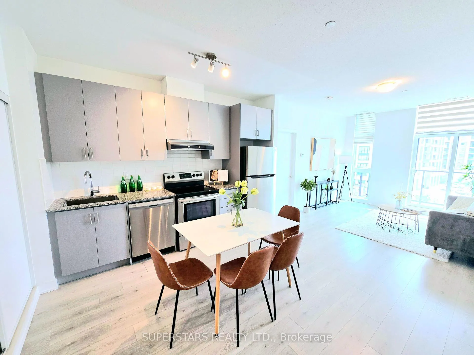 Photo 6 of Unit 507, 1709 Bur Oak Avenue, Markham, Wismer — HOMEH