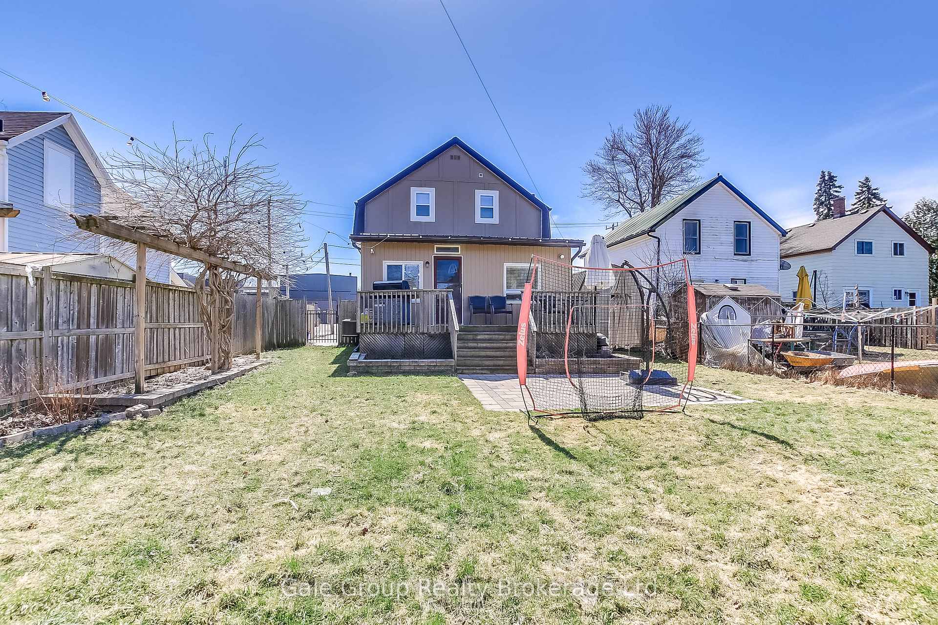 Photo 4 of 148 Borden Avenue, Central Elgin, Belmont — HOMEH