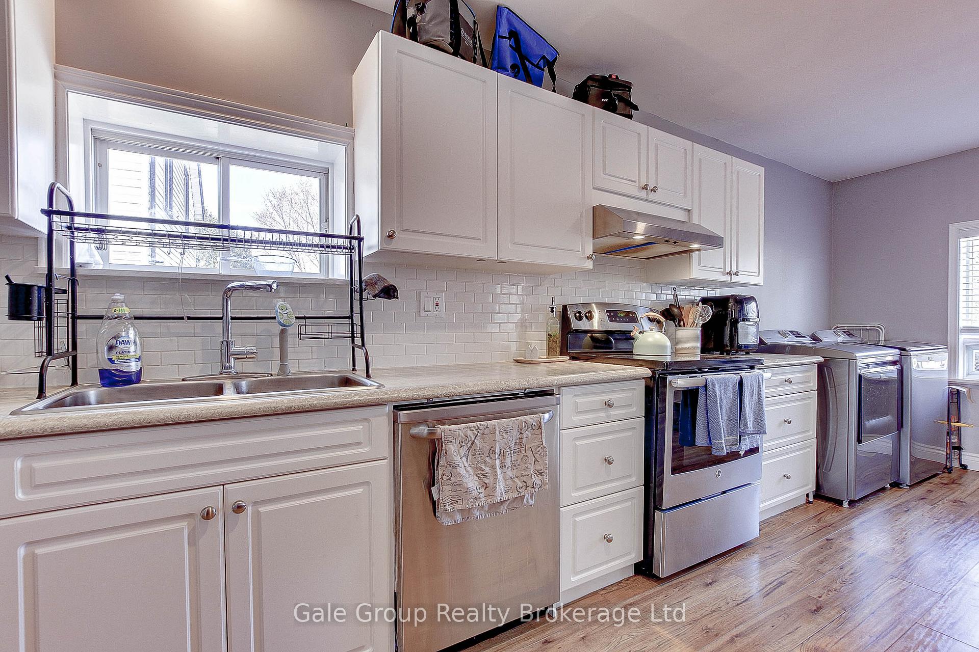 Photo 13 of 148 Borden Avenue, Central Elgin, Belmont — HOMEH