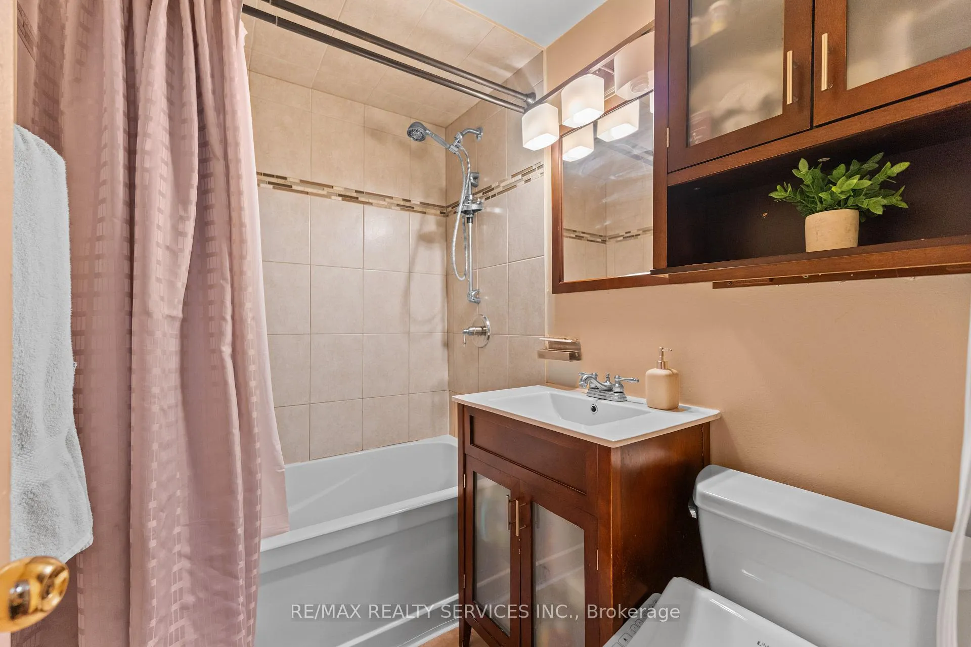 Photo 20 of Unit 21, 475 Bramalea Road, Brampton, Southgate — HOMEH