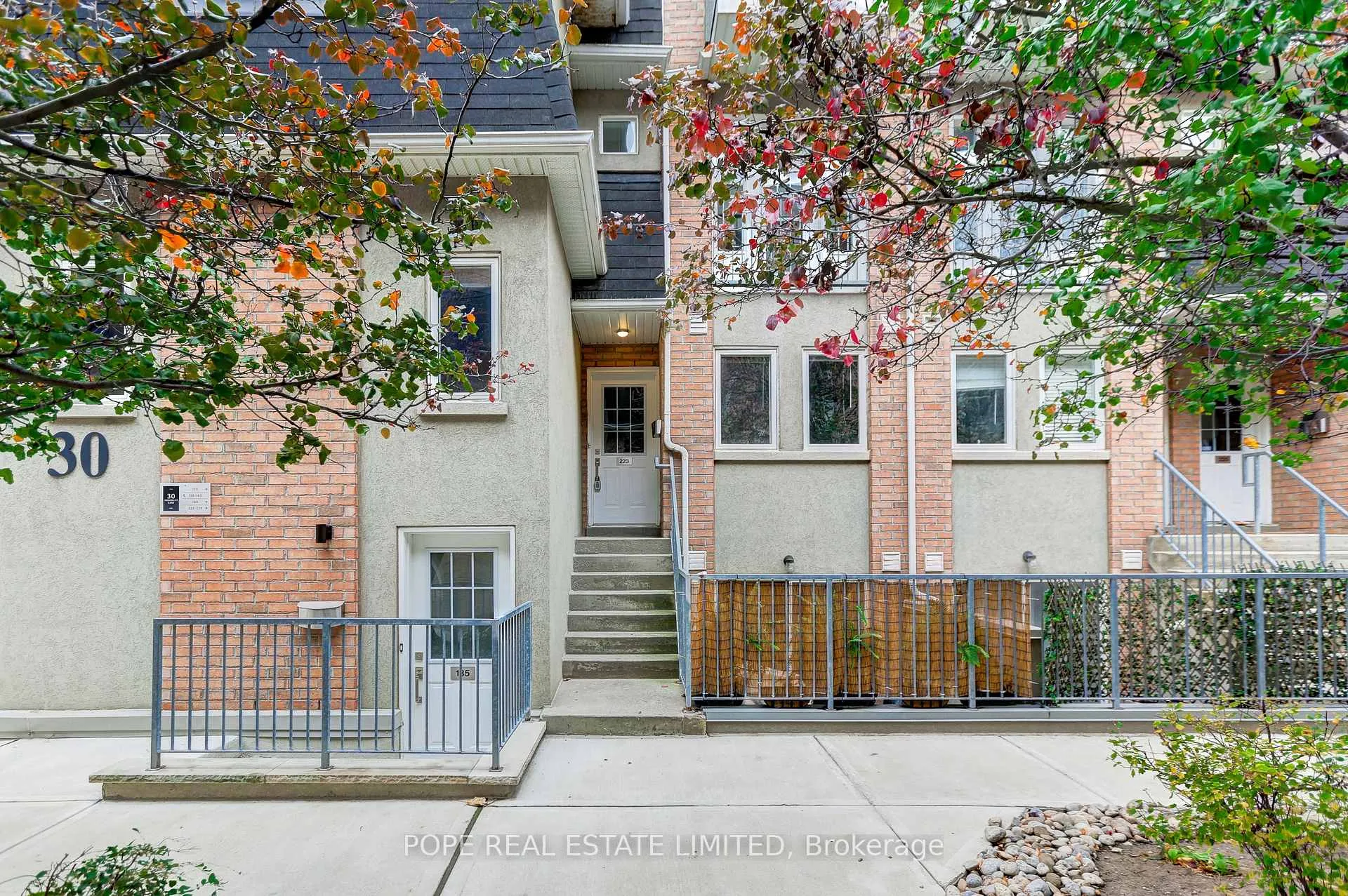 Front of Unit 223, 30 Merchant Lane