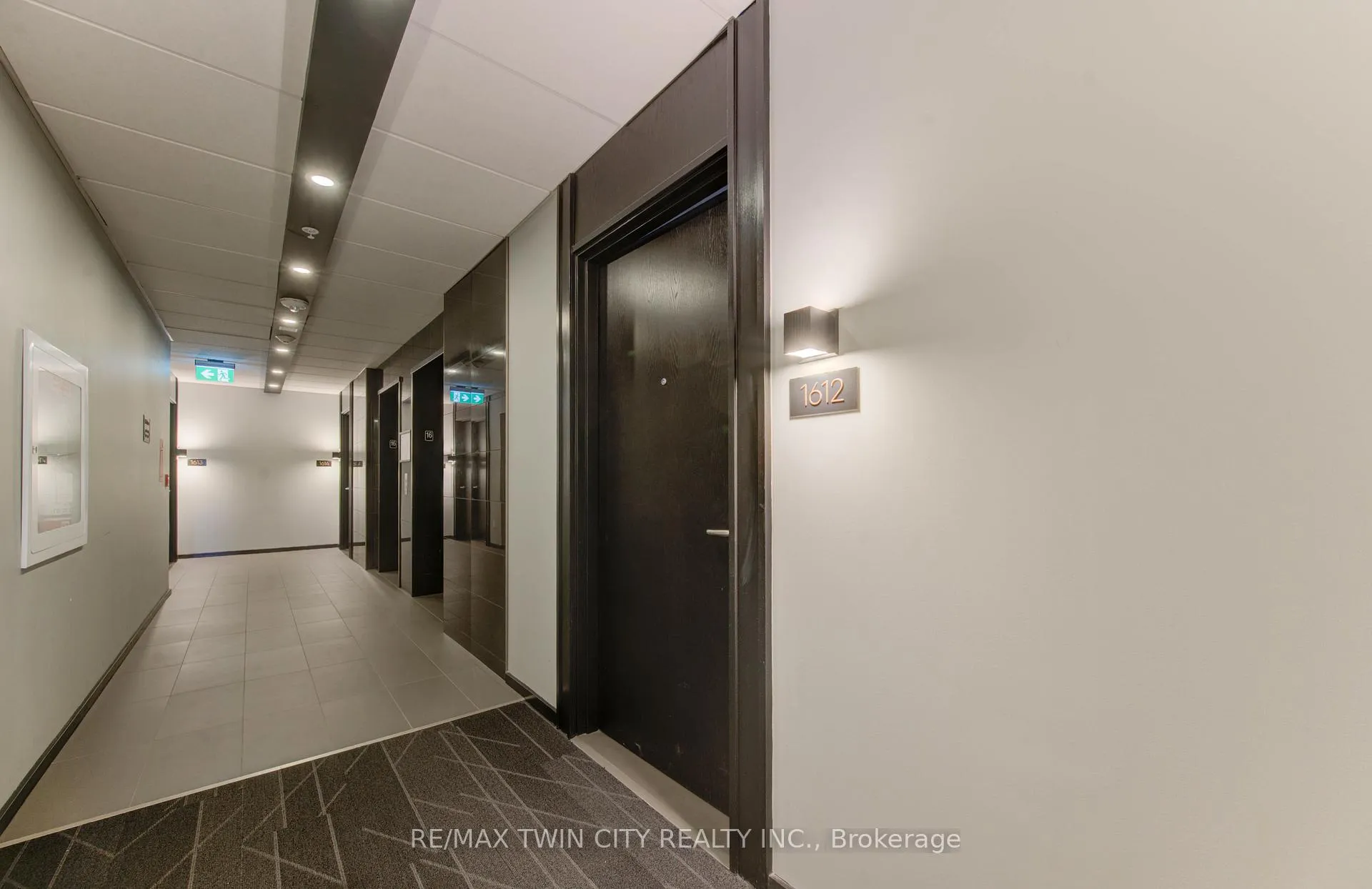 Photo 3 of Unit 1612, 181 King Street S, Waterloo — HOMEH