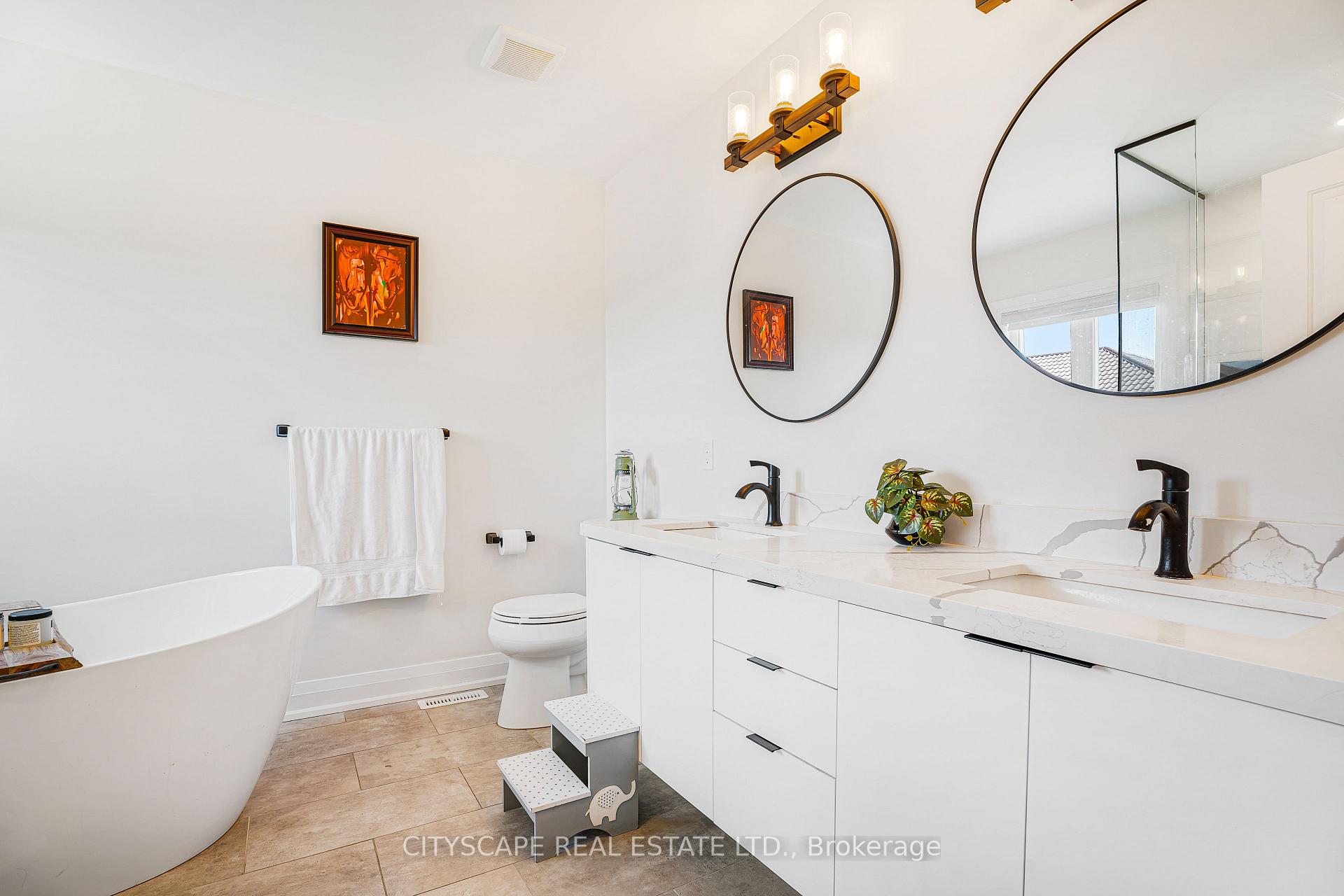 Photo 22 of 143 Sun King Crescent, Barrie, Innis-Shore — HOMEH