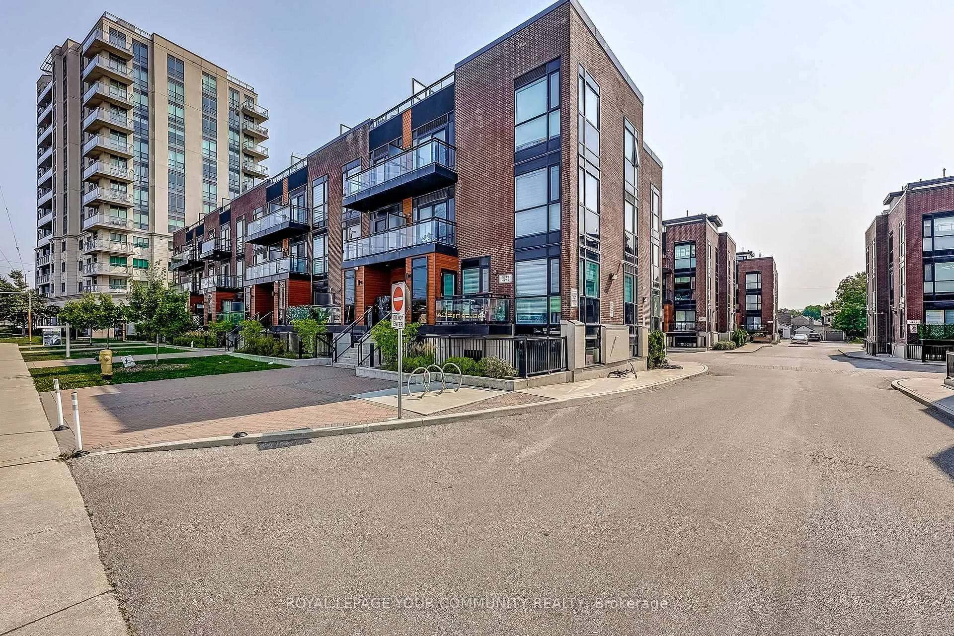 Photo 1 of Unit B602, 5279 Highway 7, Vaughan, Vaughan Grove — HOMEH