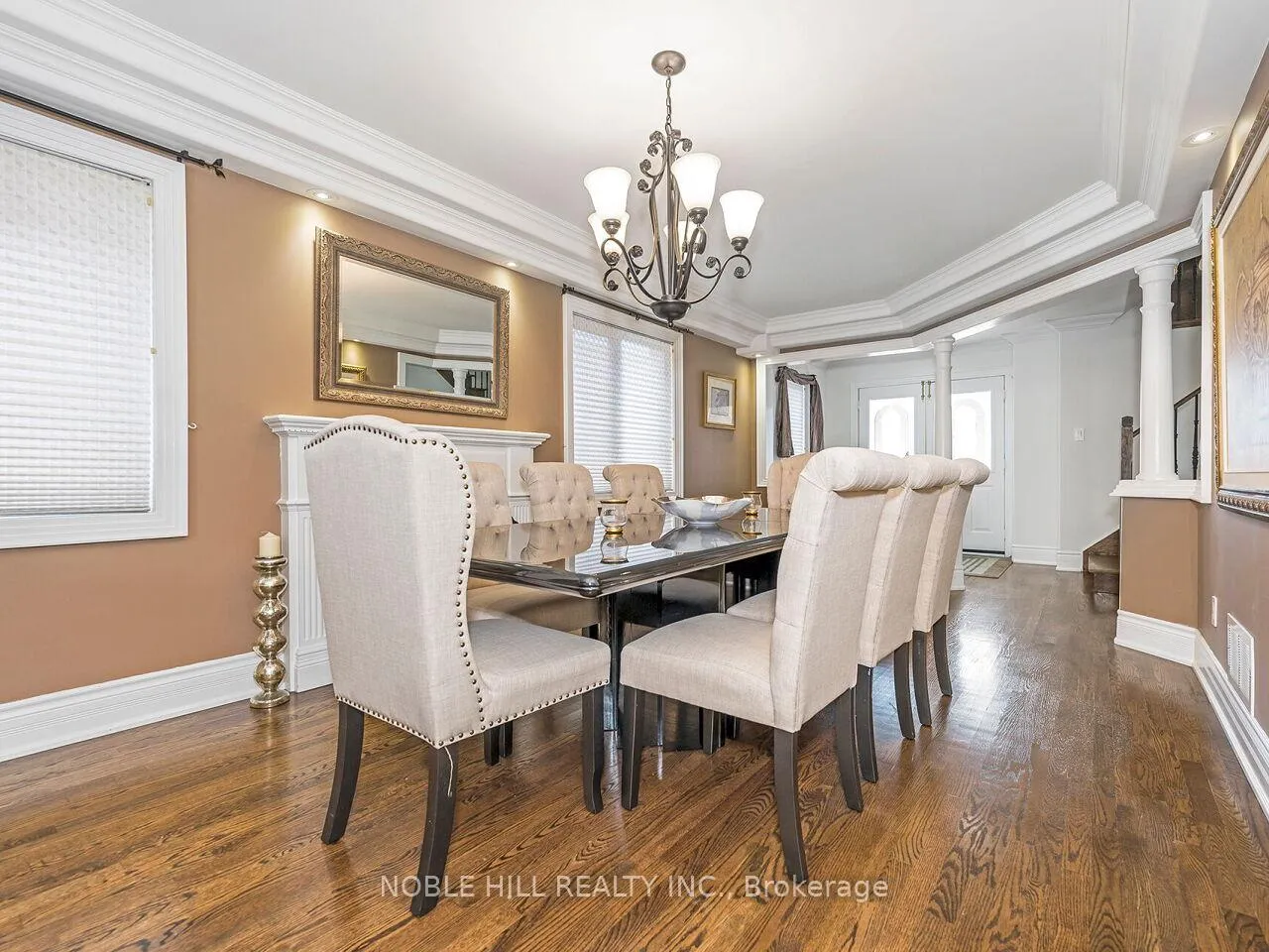 Photo 3 of 180 Royalpark Way, Vaughan, Elder Mills — HOMEH