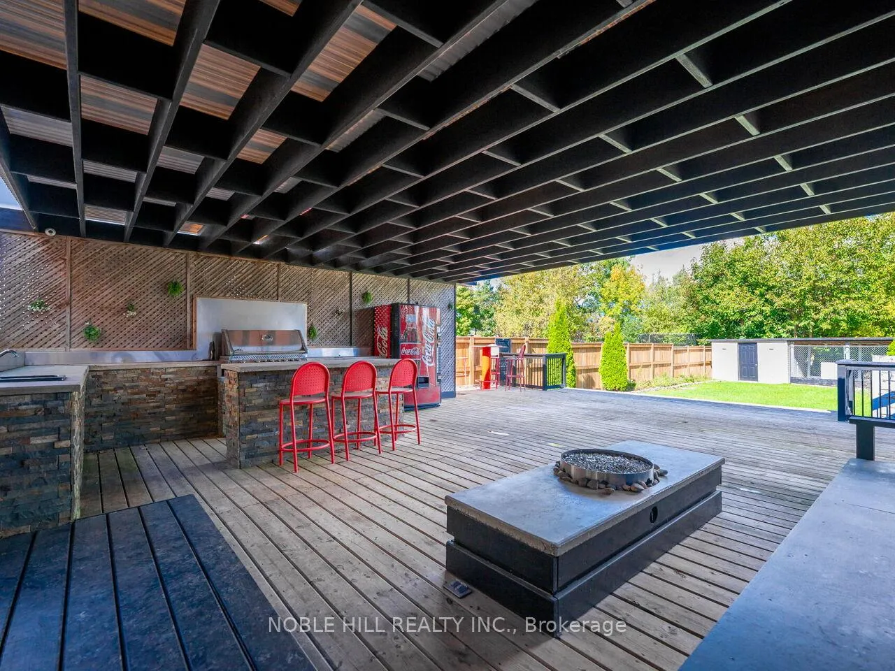 Photo 12 of 180 Royalpark Way, Vaughan, Elder Mills — HOMEH