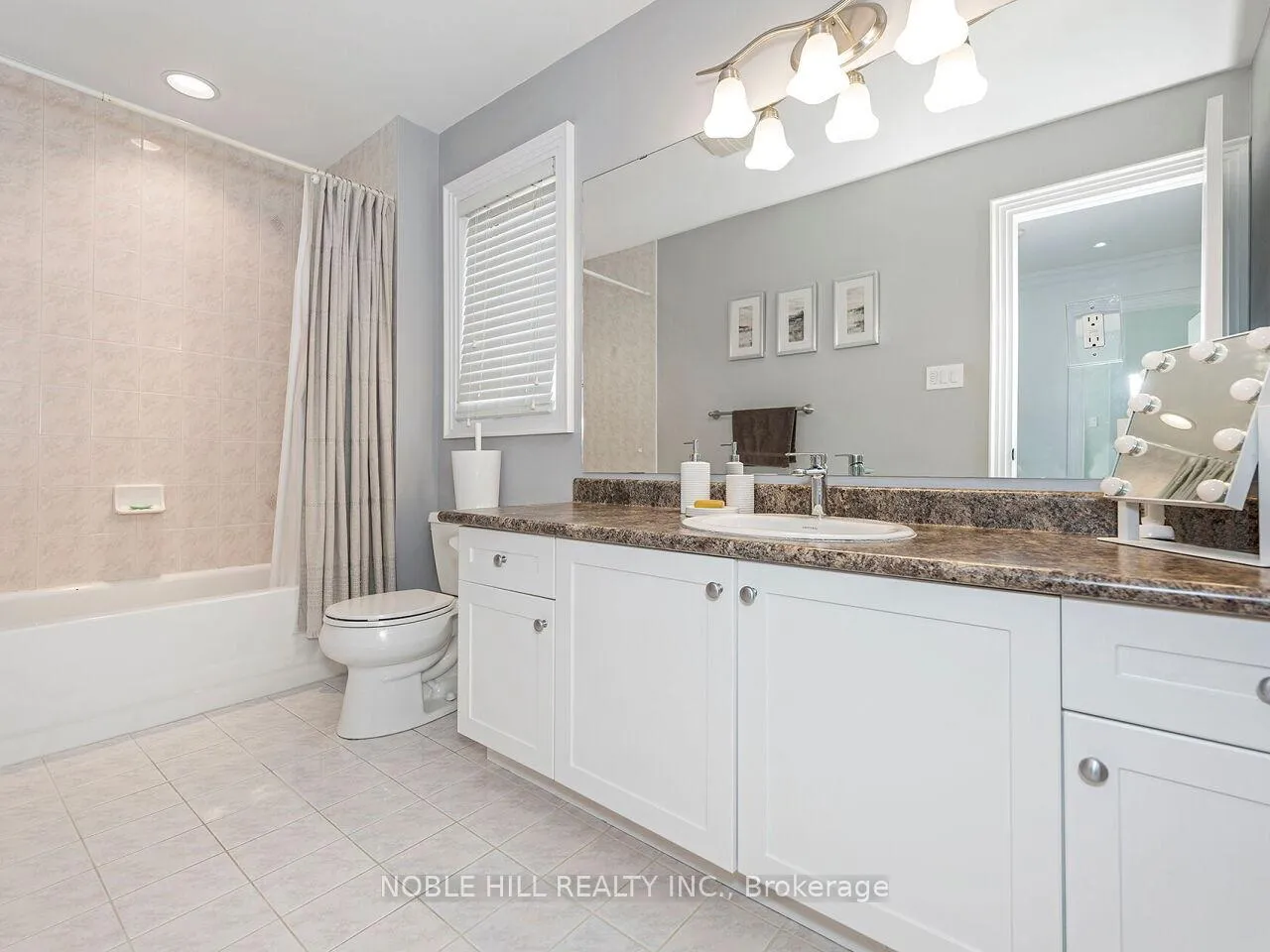 Photo 21 of 180 Royalpark Way, Vaughan, Elder Mills — HOMEH
