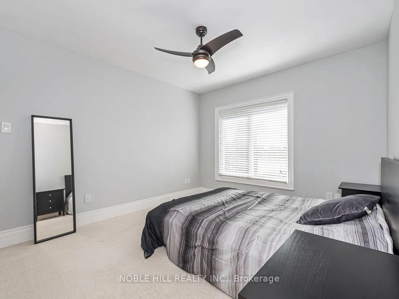 Photo 22 of 180 Royalpark Way, Vaughan, Elder Mills — HOMEH
