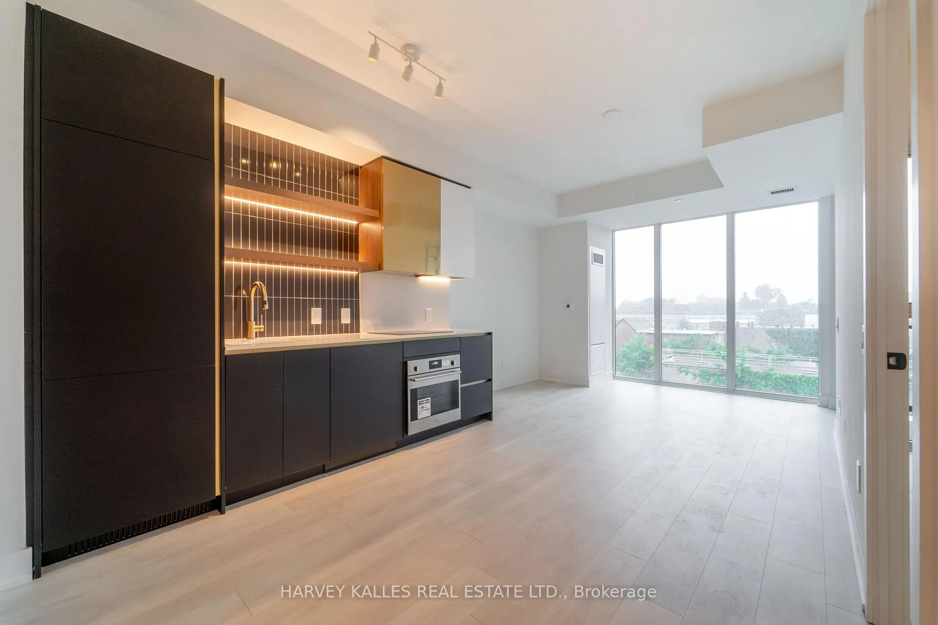 Photo 1 of Unit 416, 1285 Queen Street E, Toronto, Greenwood-Coxwell — HOMEH