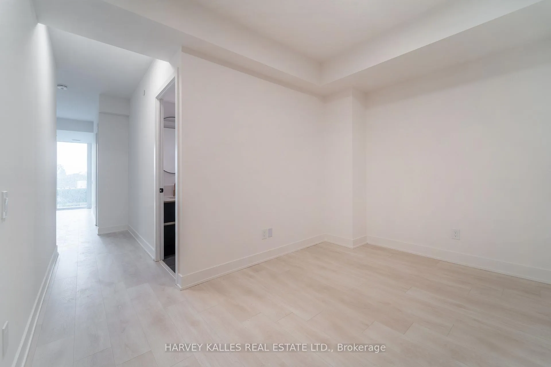 Photo 8 of Unit 416, 1285 Queen Street E, Toronto, Greenwood-Coxwell — HOMEH