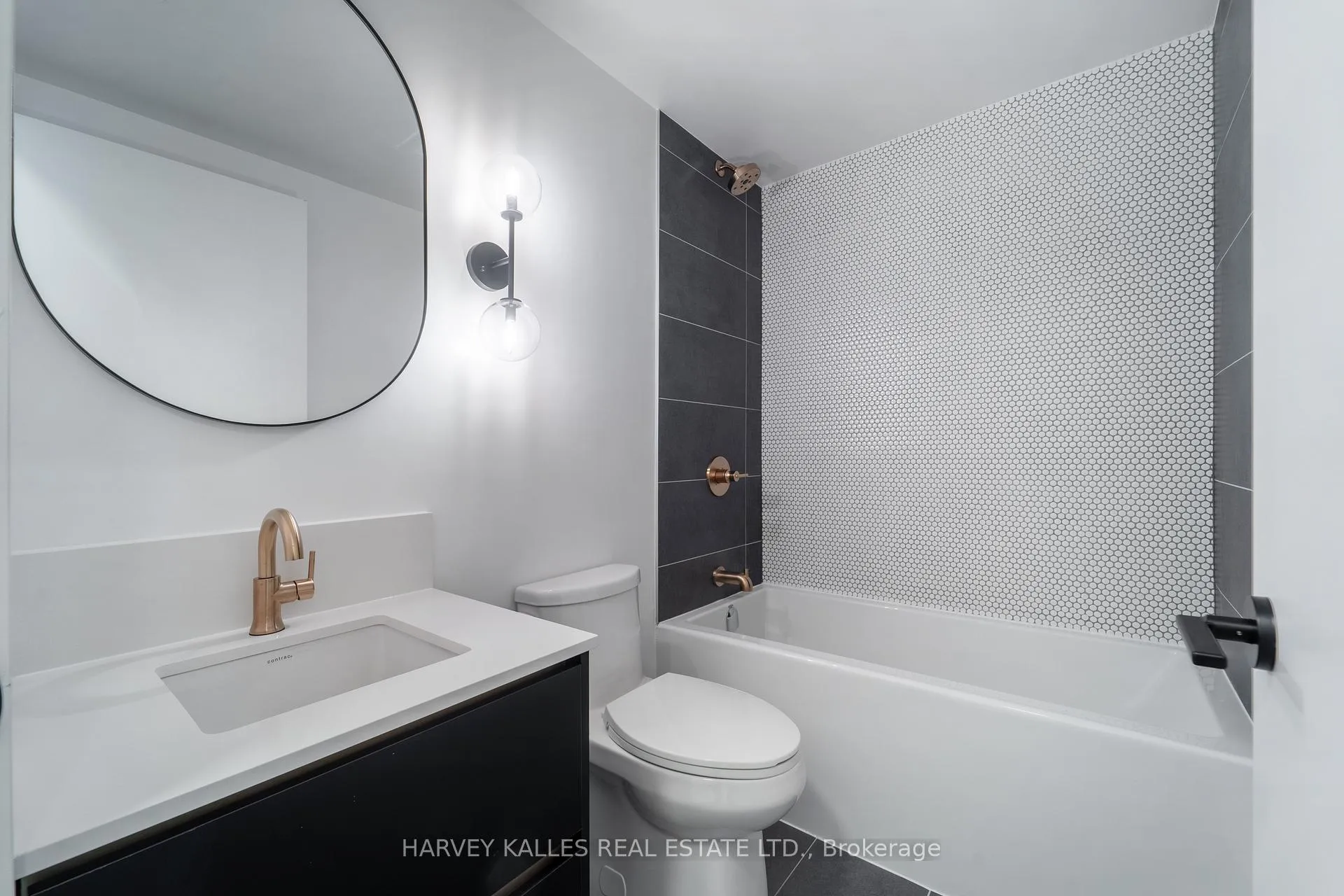 Photo 9 of Unit 416, 1285 Queen Street E, Toronto, Greenwood-Coxwell — HOMEH