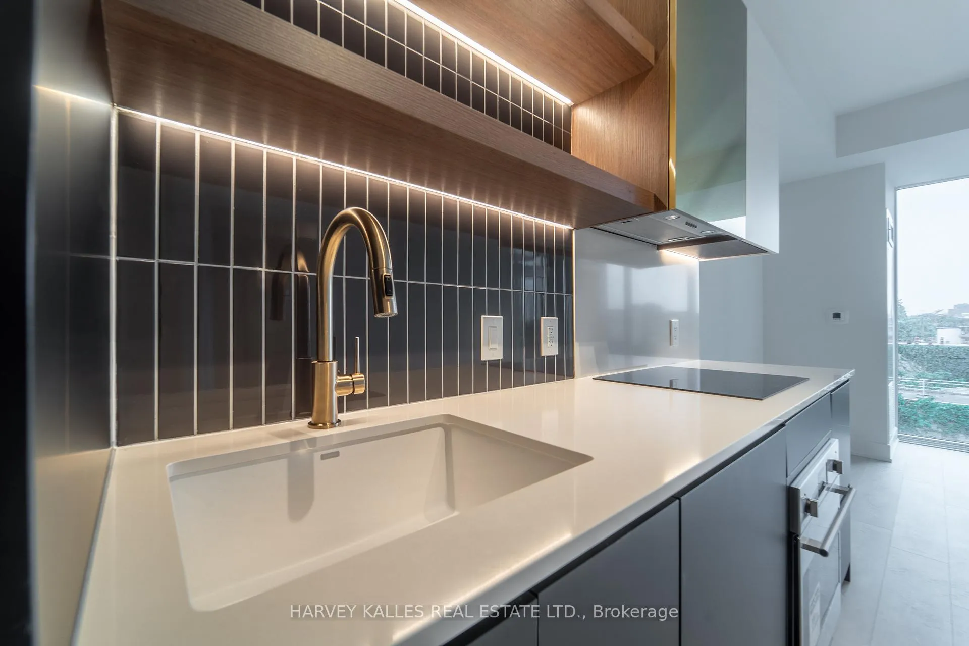 Photo 14 of Unit 416, 1285 Queen Street E, Toronto, Greenwood-Coxwell — HOMEH