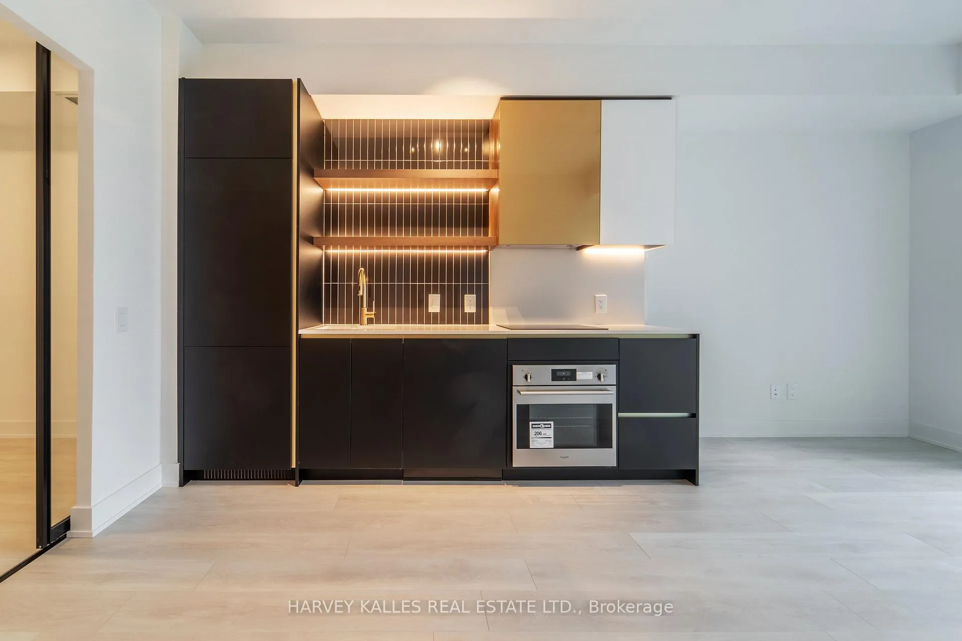 Photo 17 of Unit 416, 1285 Queen Street E, Toronto, Greenwood-Coxwell — HOMEH