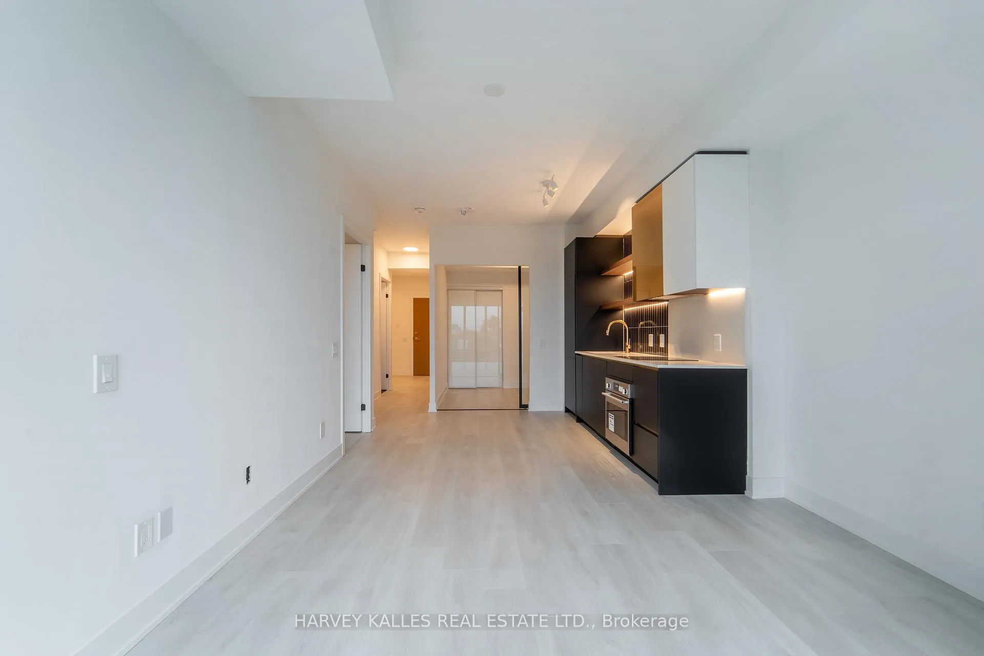 Photo 20 of Unit 416, 1285 Queen Street E, Toronto, Greenwood-Coxwell — HOMEH