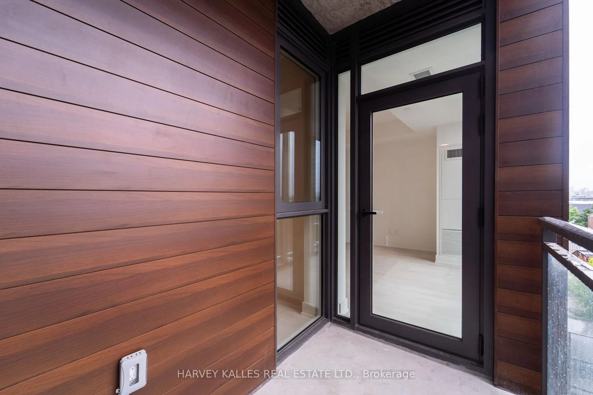 Photo 28 of Unit 416, 1285 Queen Street E, Toronto, Greenwood-Coxwell — HOMEH