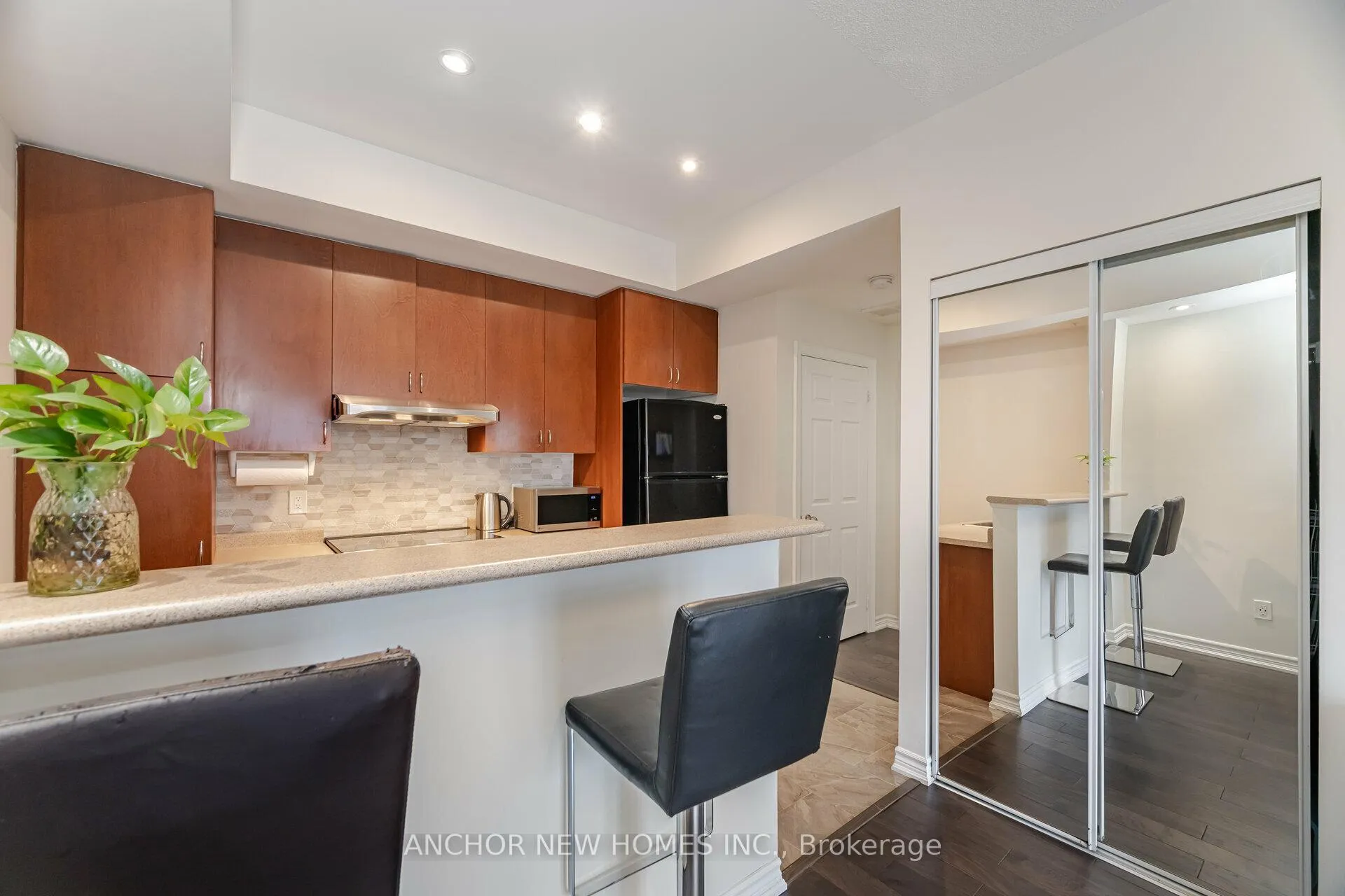 Photo 14 of Unit 81, 60 Fairwood Circle, Brampton, Sandringham-Wellington — HOMEH