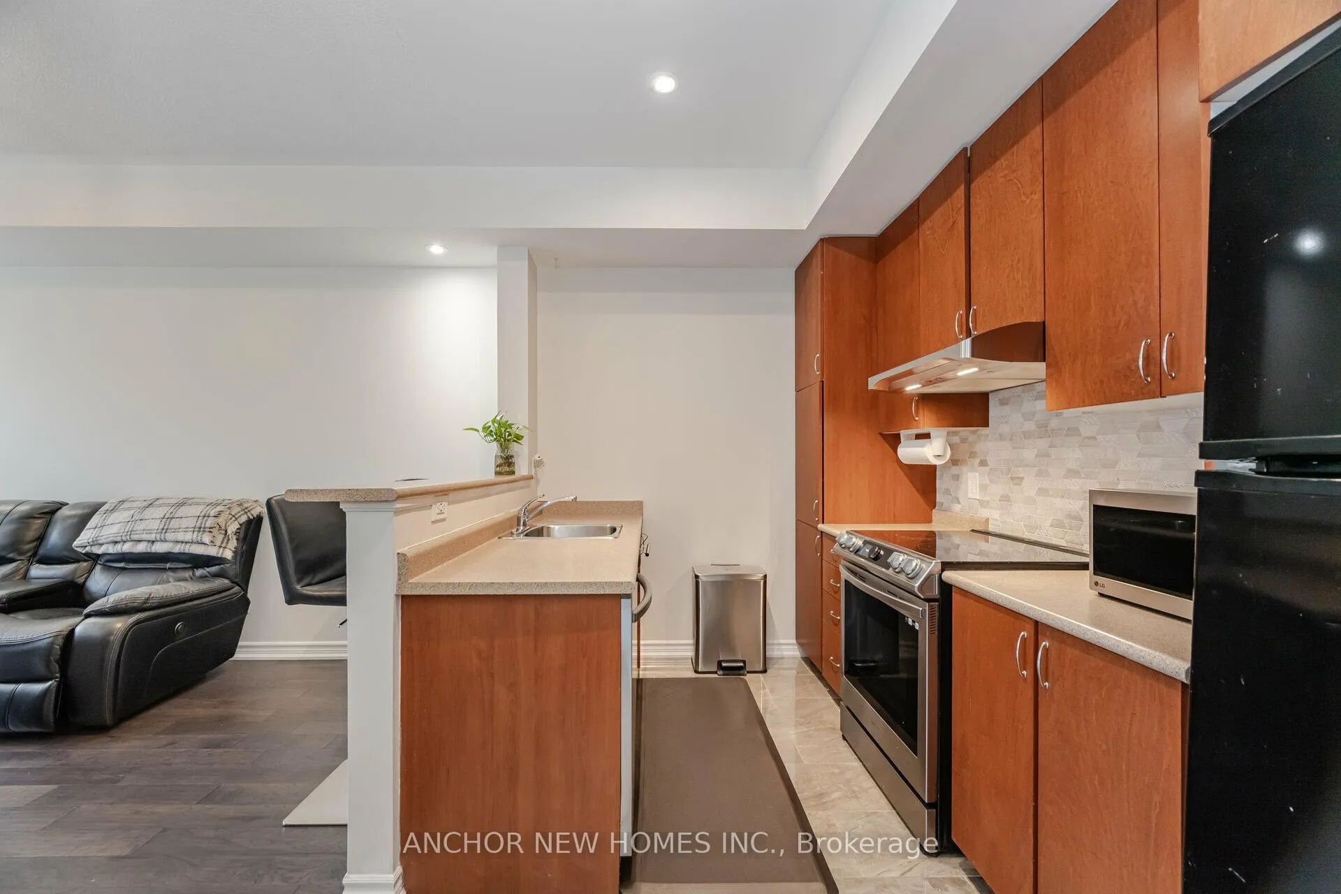 Photo 15 of Unit 81, 60 Fairwood Circle, Brampton, Sandringham-Wellington — HOMEH