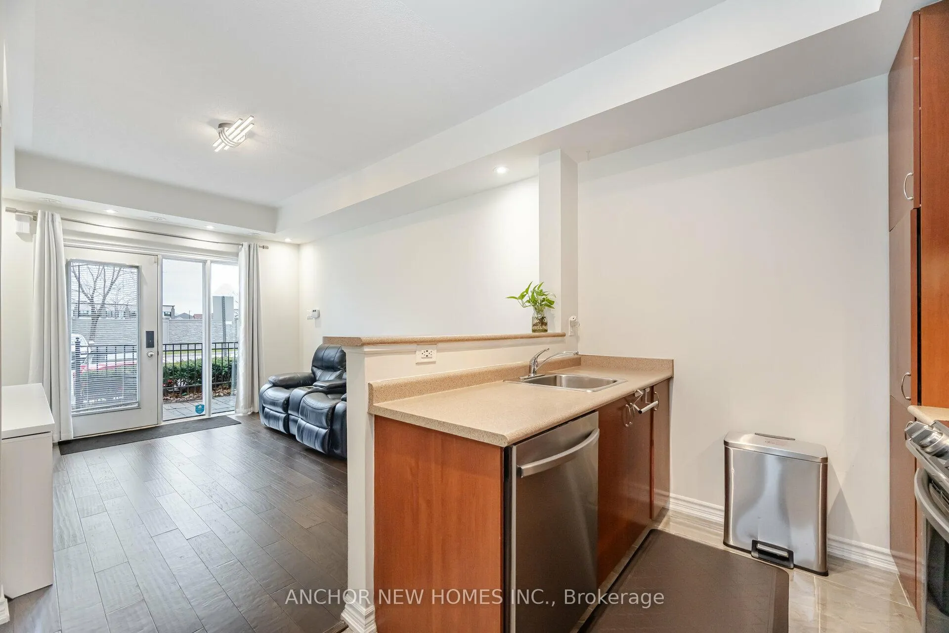Photo 16 of Unit 81, 60 Fairwood Circle, Brampton, Sandringham-Wellington — HOMEH