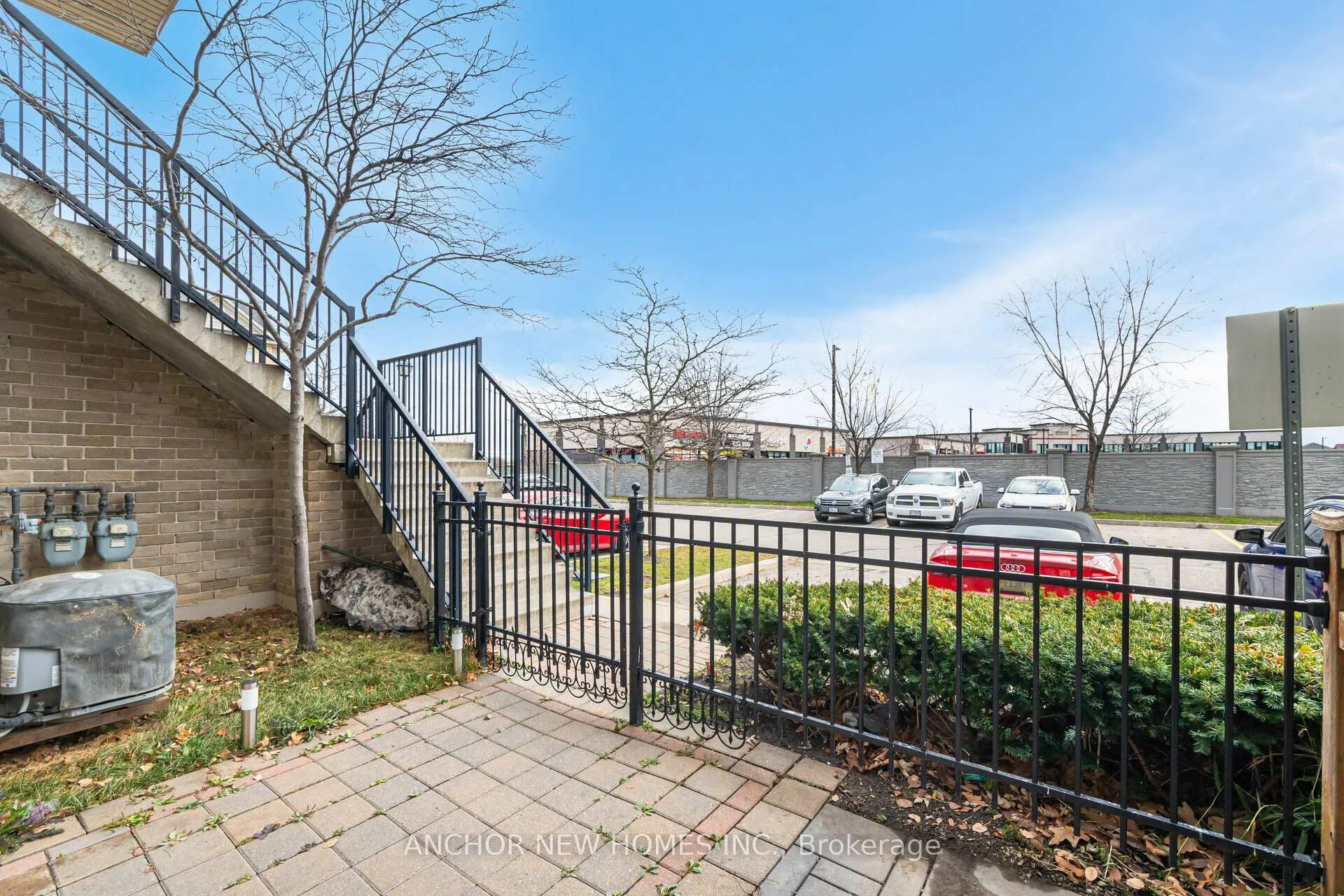 Photo 24 of Unit 81, 60 Fairwood Circle, Brampton, Sandringham-Wellington — HOMEH