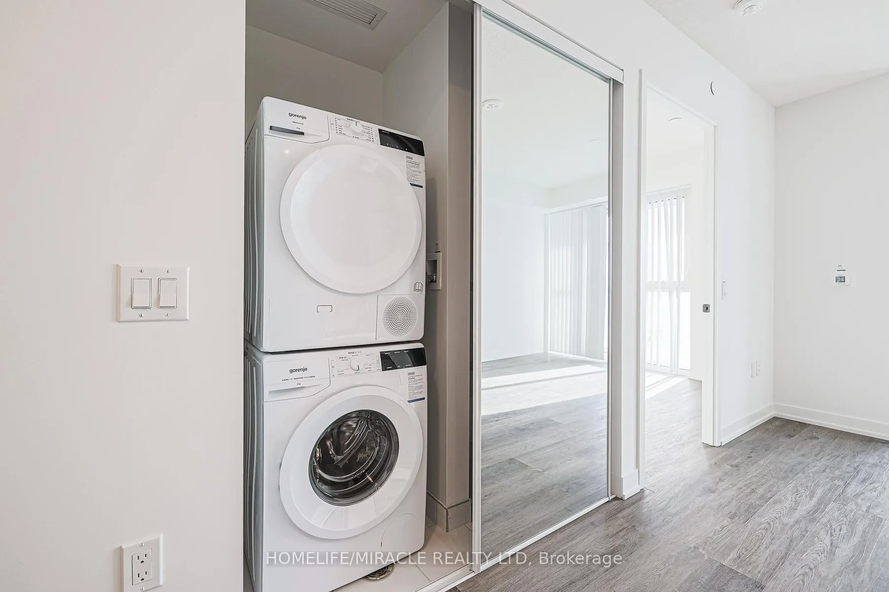 Photo 17 of Unit 305, 195 Commerce Street, Vaughan, Vaughan Corporate Centre — HOMEH