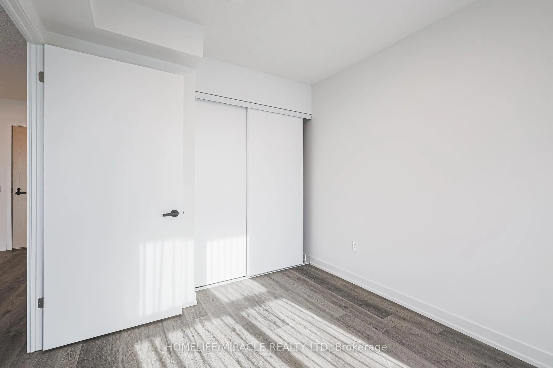 Photo 26 of Unit 305, 195 Commerce Street, Vaughan, Vaughan Corporate Centre — HOMEH