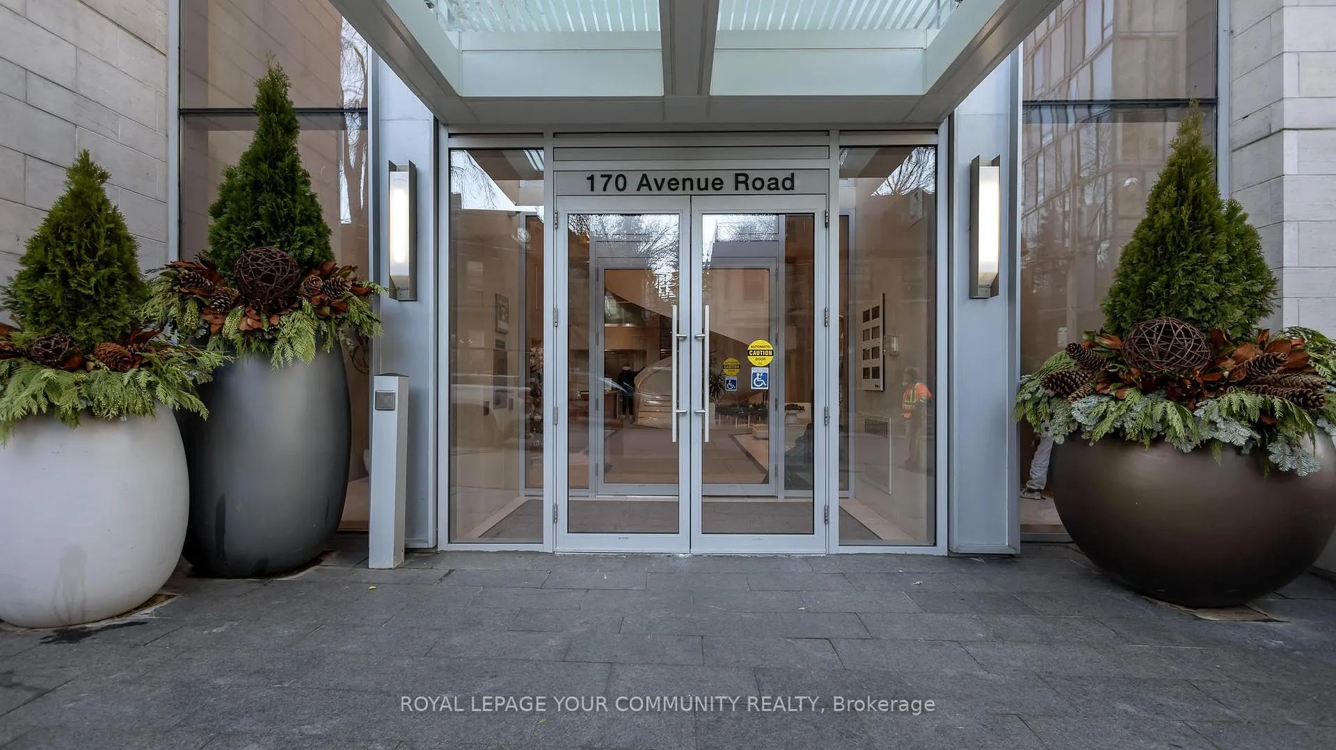 Photo 3 of Unit 808, 170 Avenue Road, Toronto, The Annex — HOMEH
