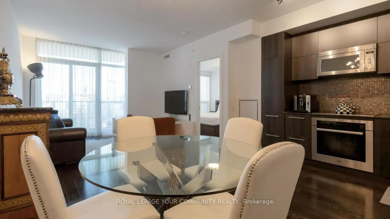 Photo 7 of Unit 808, 170 Avenue Road, Toronto, The Annex — HOMEH