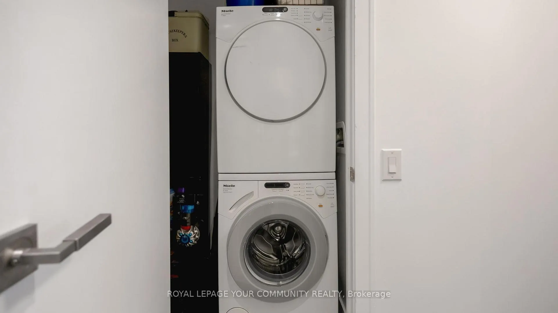 Photo 24 of Unit 808, 170 Avenue Road, Toronto, The Annex — HOMEH