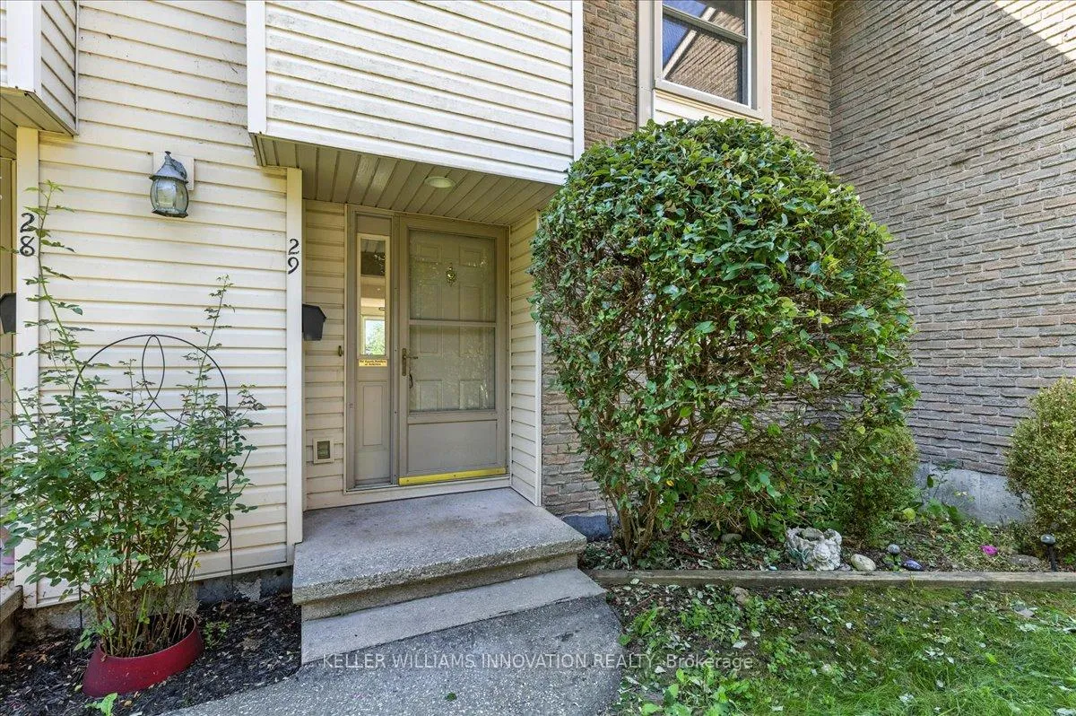 Photo 2 of Unit 29, 11 Grand River Boulevard, Kitchener — HOMEH