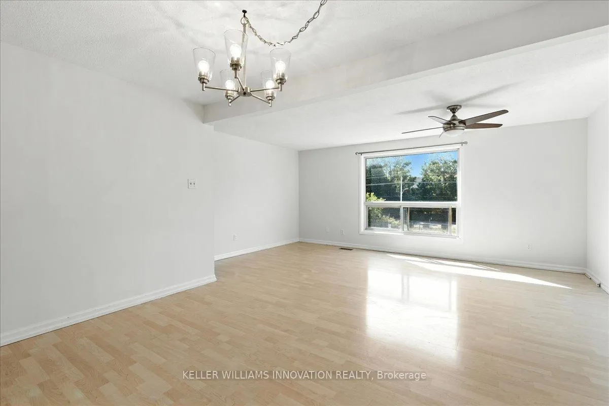 Photo 7 of Unit 29, 11 Grand River Boulevard, Kitchener — HOMEH