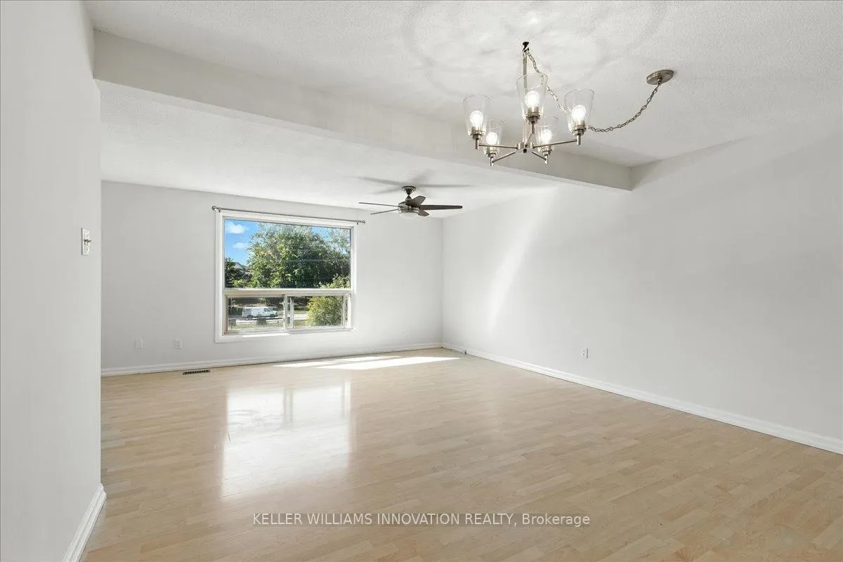 Photo 8 of Unit 29, 11 Grand River Boulevard, Kitchener — HOMEH