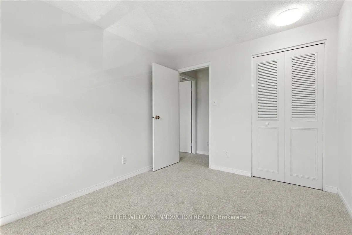 Photo 15 of Unit 29, 11 Grand River Boulevard, Kitchener — HOMEH