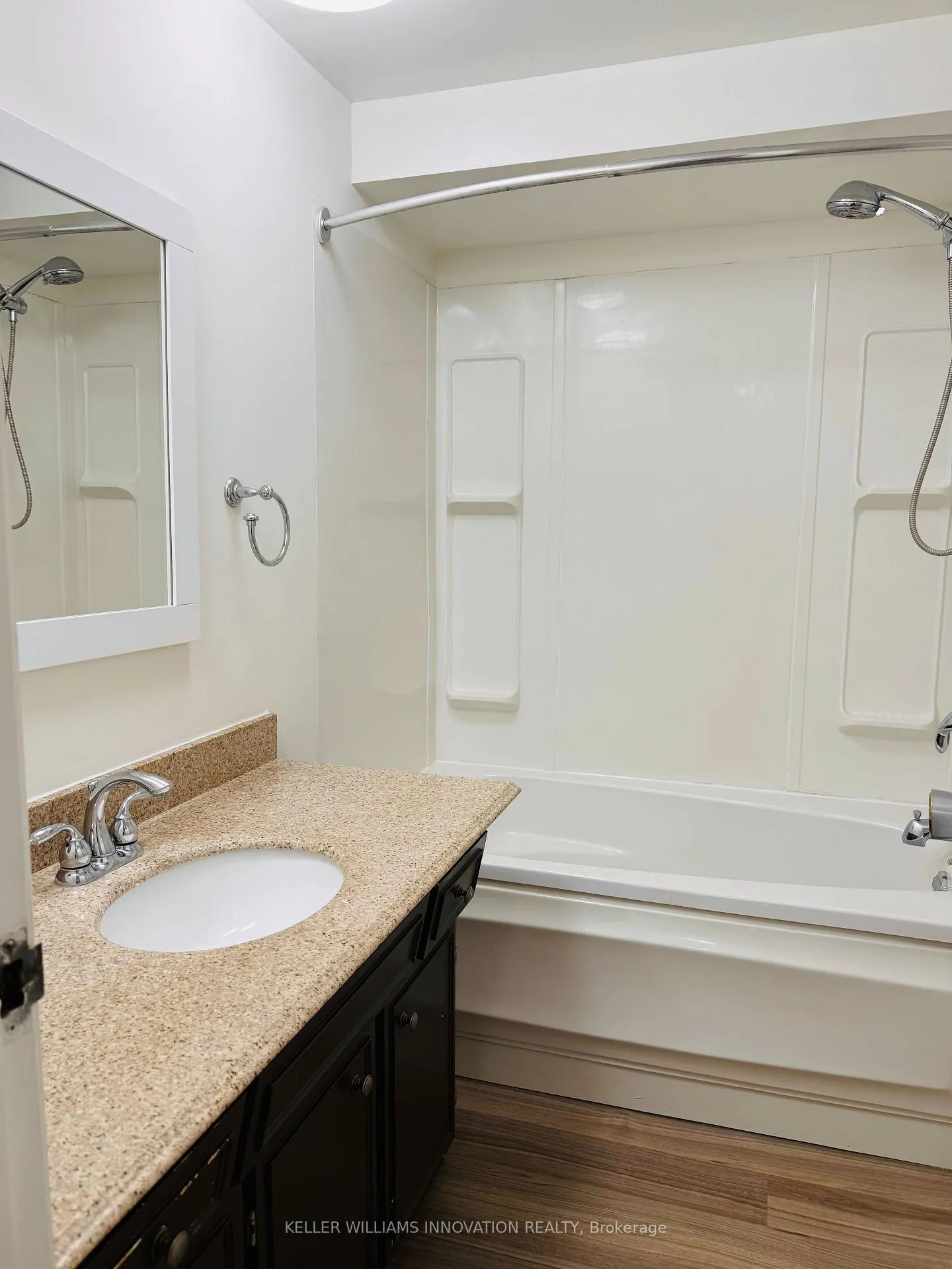 Photo 16 of Unit 29, 11 Grand River Boulevard, Kitchener — HOMEH