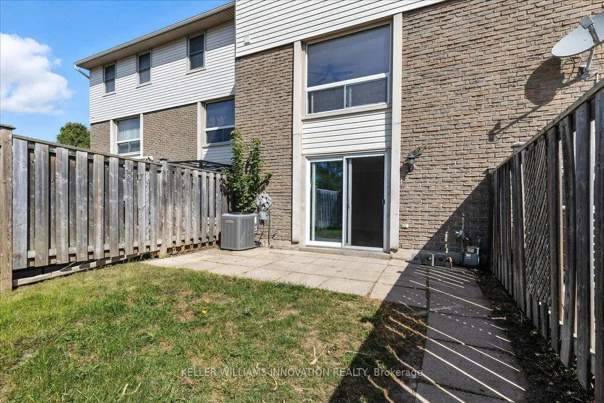 Photo 26 of Unit 29, 11 Grand River Boulevard, Kitchener — HOMEH