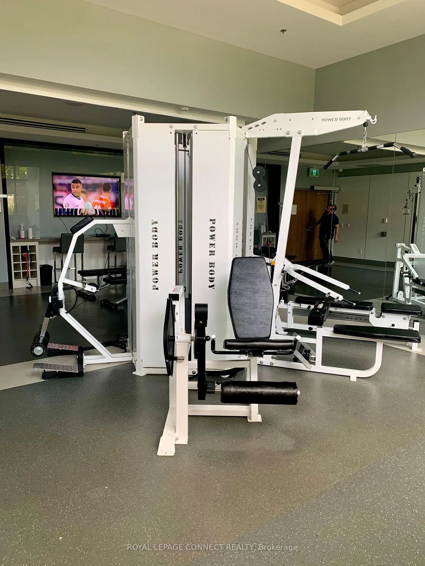 Photo 11 of Unit 427, 99 Eagle Rock Way, Vaughan, Maple — HOMEH
