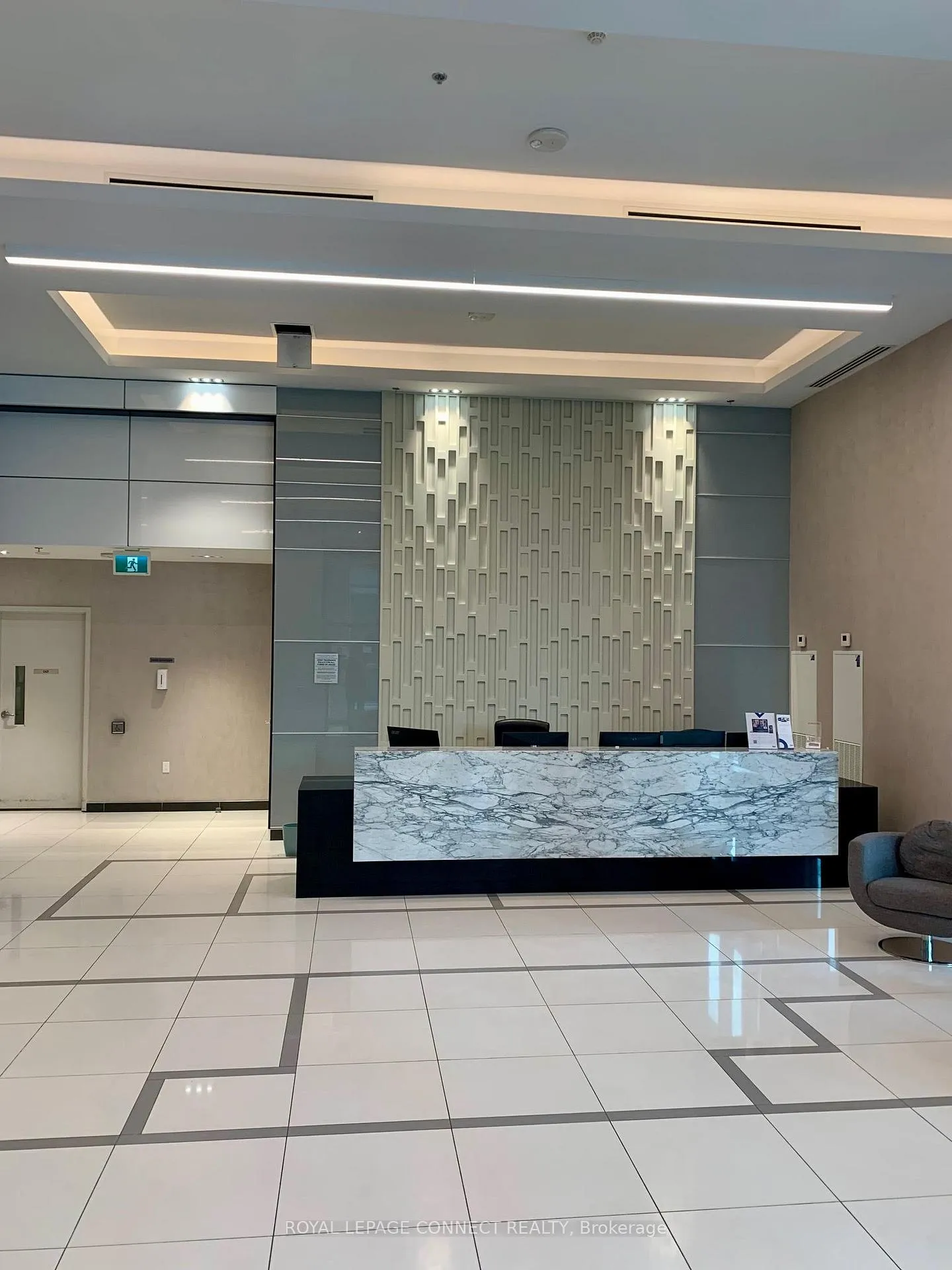 Photo 19 of Unit 427, 99 Eagle Rock Way, Vaughan, Maple — HOMEH