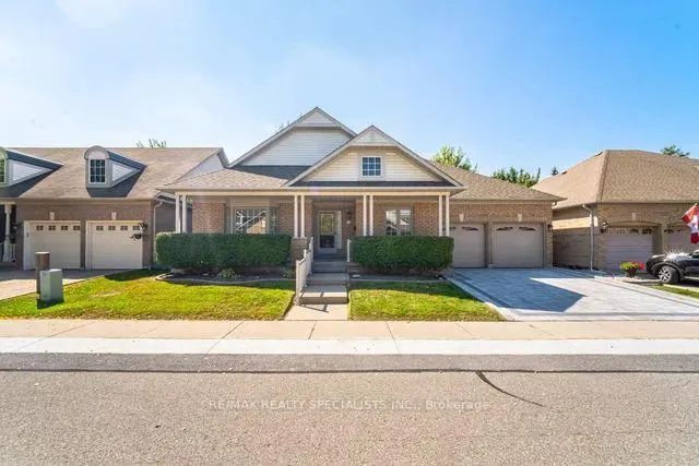 Photo 1 of Unit 35, 3 Tuscany Lane, Brampton, Sandringham-Wellington — HOMEH