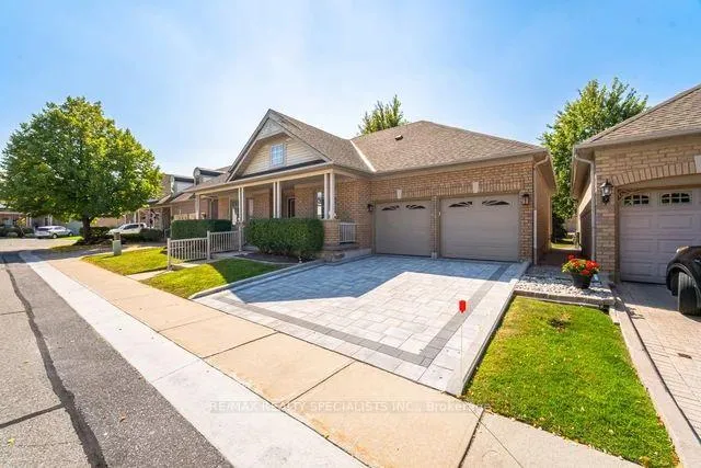 Photo 2 of Unit 35, 3 Tuscany Lane, Brampton, Sandringham-Wellington — HOMEH