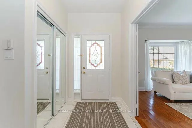 Photo 3 of Unit 35, 3 Tuscany Lane, Brampton, Sandringham-Wellington — HOMEH