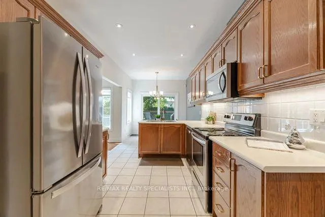 Photo 7 of Unit 35, 3 Tuscany Lane, Brampton, Sandringham-Wellington — HOMEH