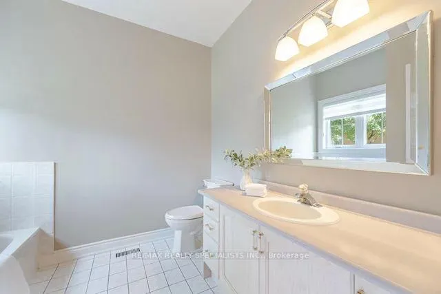 Photo 14 of Unit 35, 3 Tuscany Lane, Brampton, Sandringham-Wellington — HOMEH