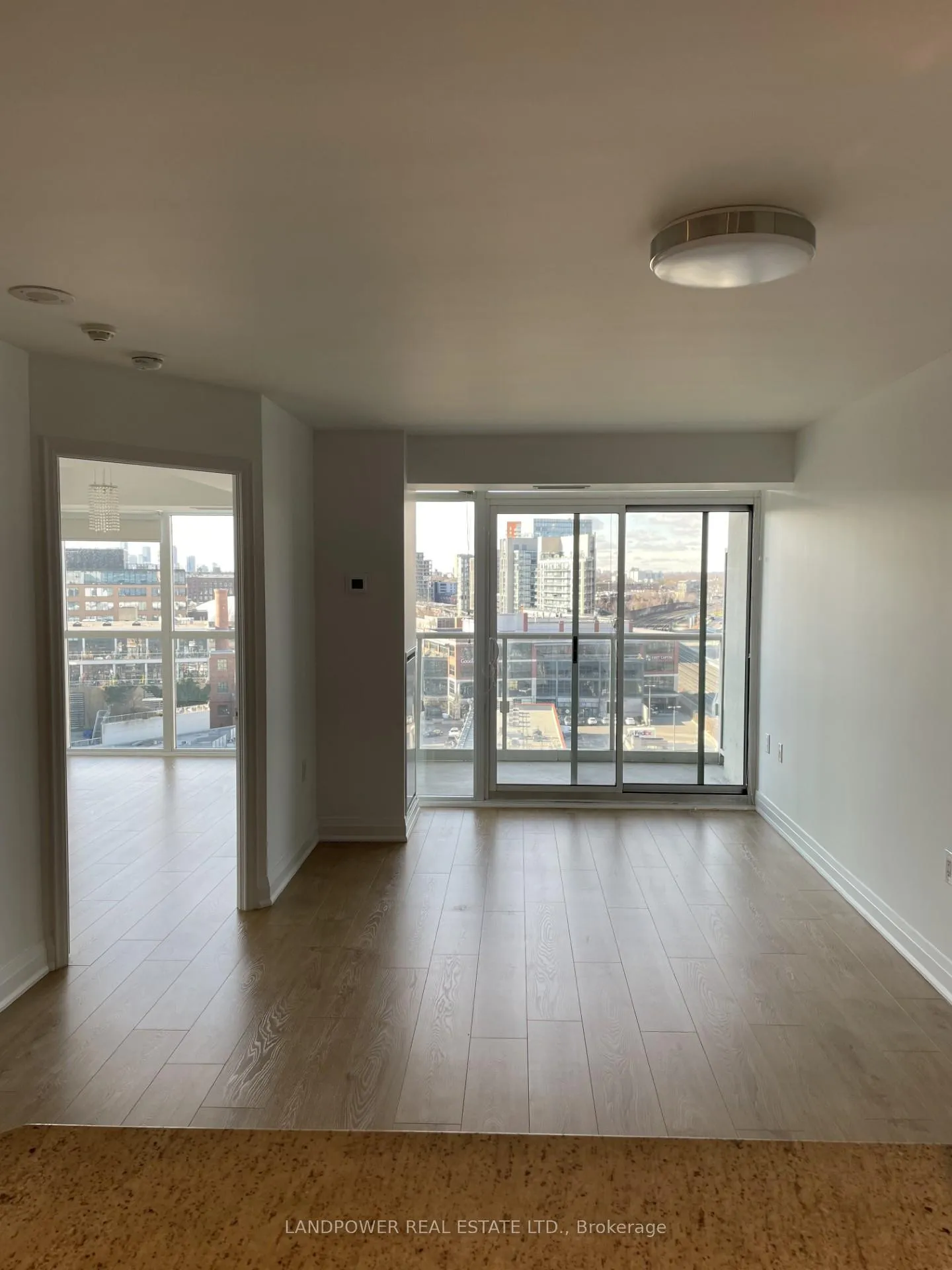 Photo 3 of Unit 1213, 125 Western Battery Road, Toronto, Niagara — HOMEH