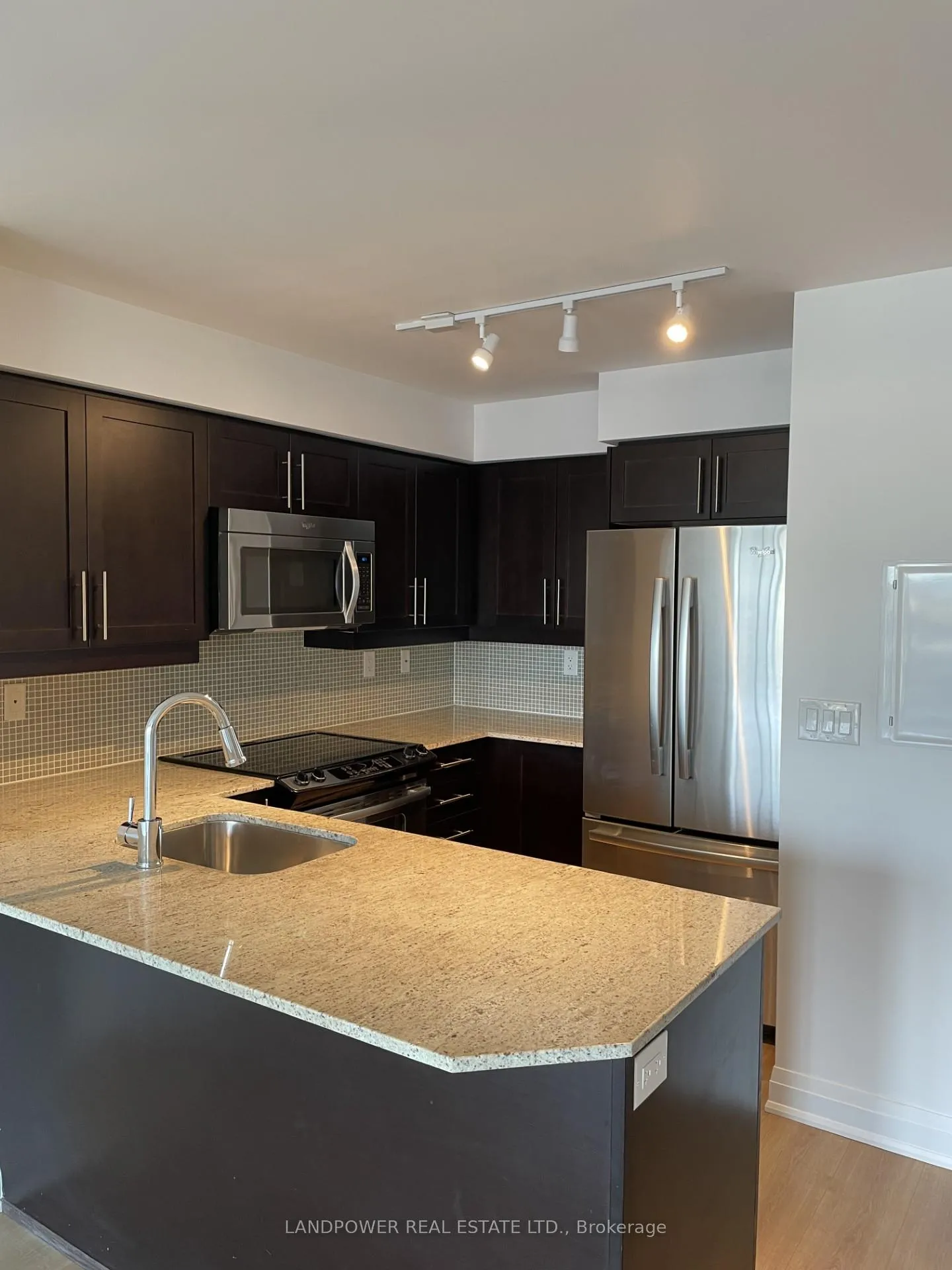 Photo 4 of Unit 1213, 125 Western Battery Road, Toronto, Niagara — HOMEH