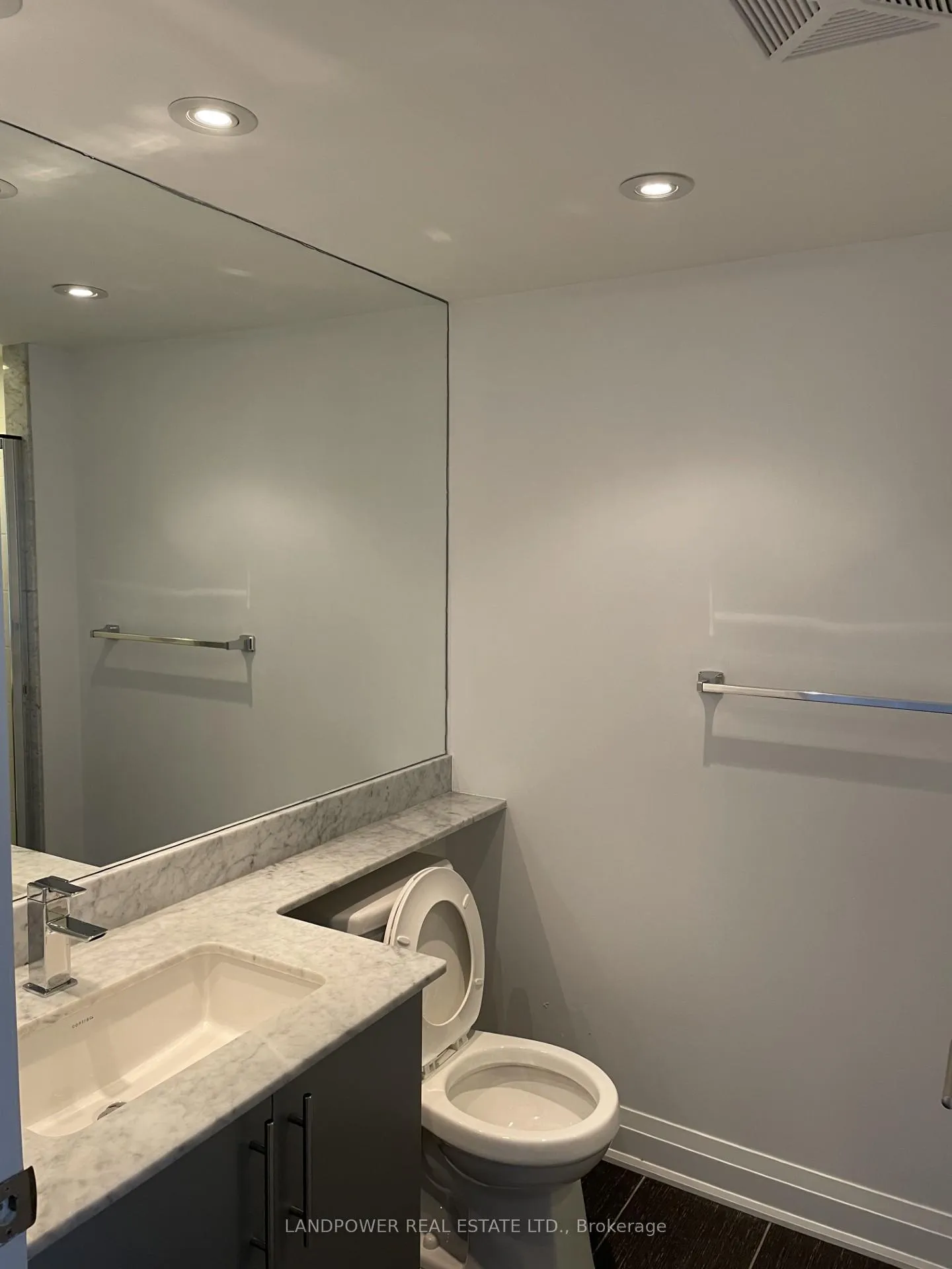 Photo 8 of Unit 1213, 125 Western Battery Road, Toronto, Niagara — HOMEH