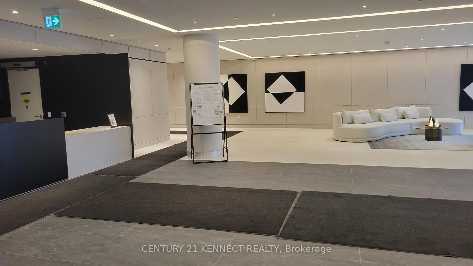 Photo 16 of Unit A3110, 30 Upper Mall Way, Vaughan, Brownridge — HOMEH