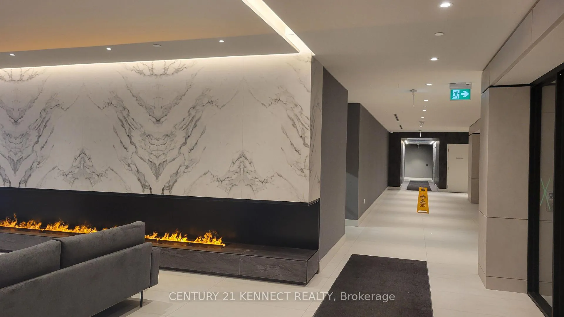 Photo 18 of Unit A3110, 30 Upper Mall Way, Vaughan, Brownridge — HOMEH