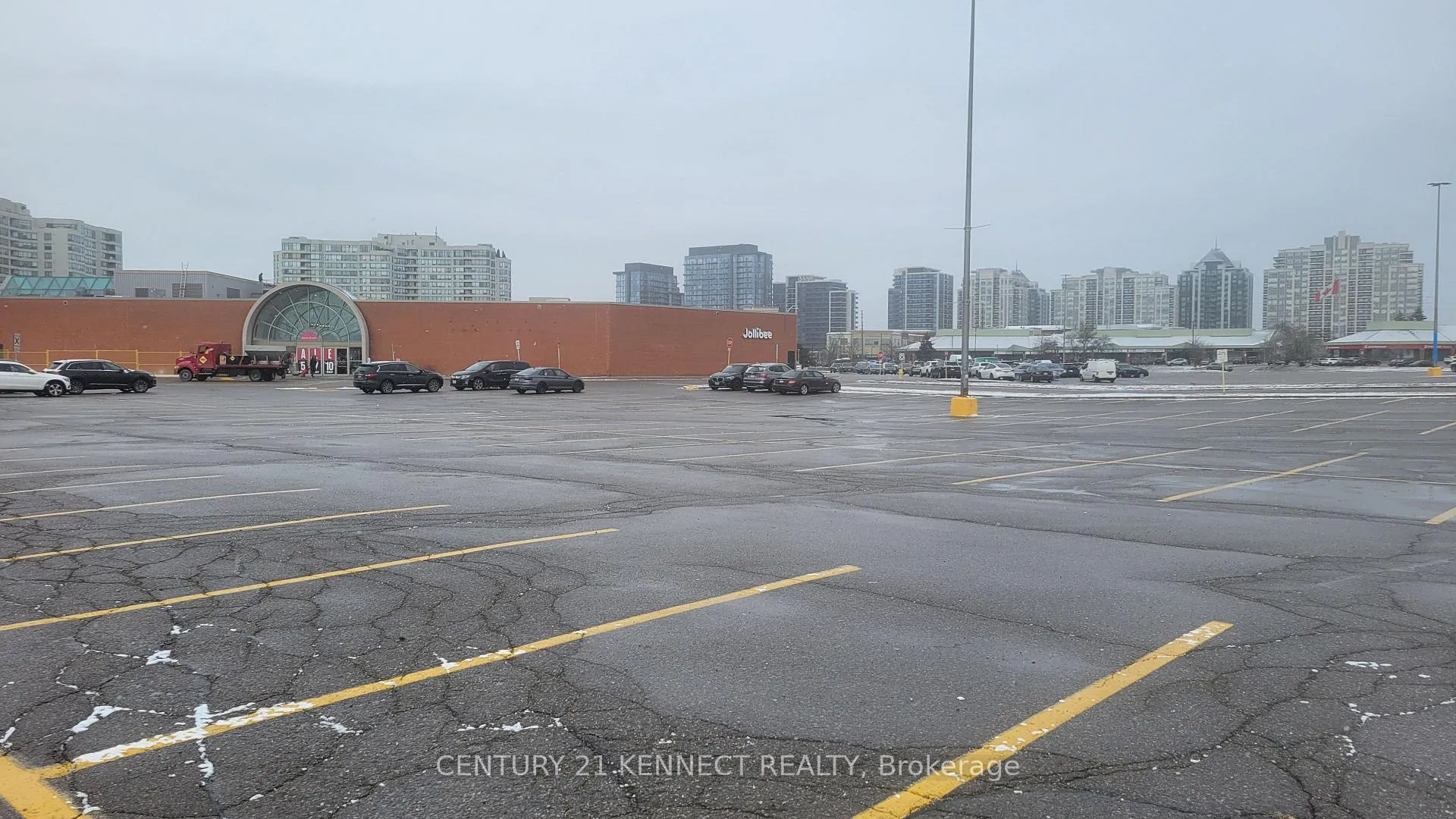 Photo 28 of Unit A3110, 30 Upper Mall Way, Vaughan, Brownridge — HOMEH