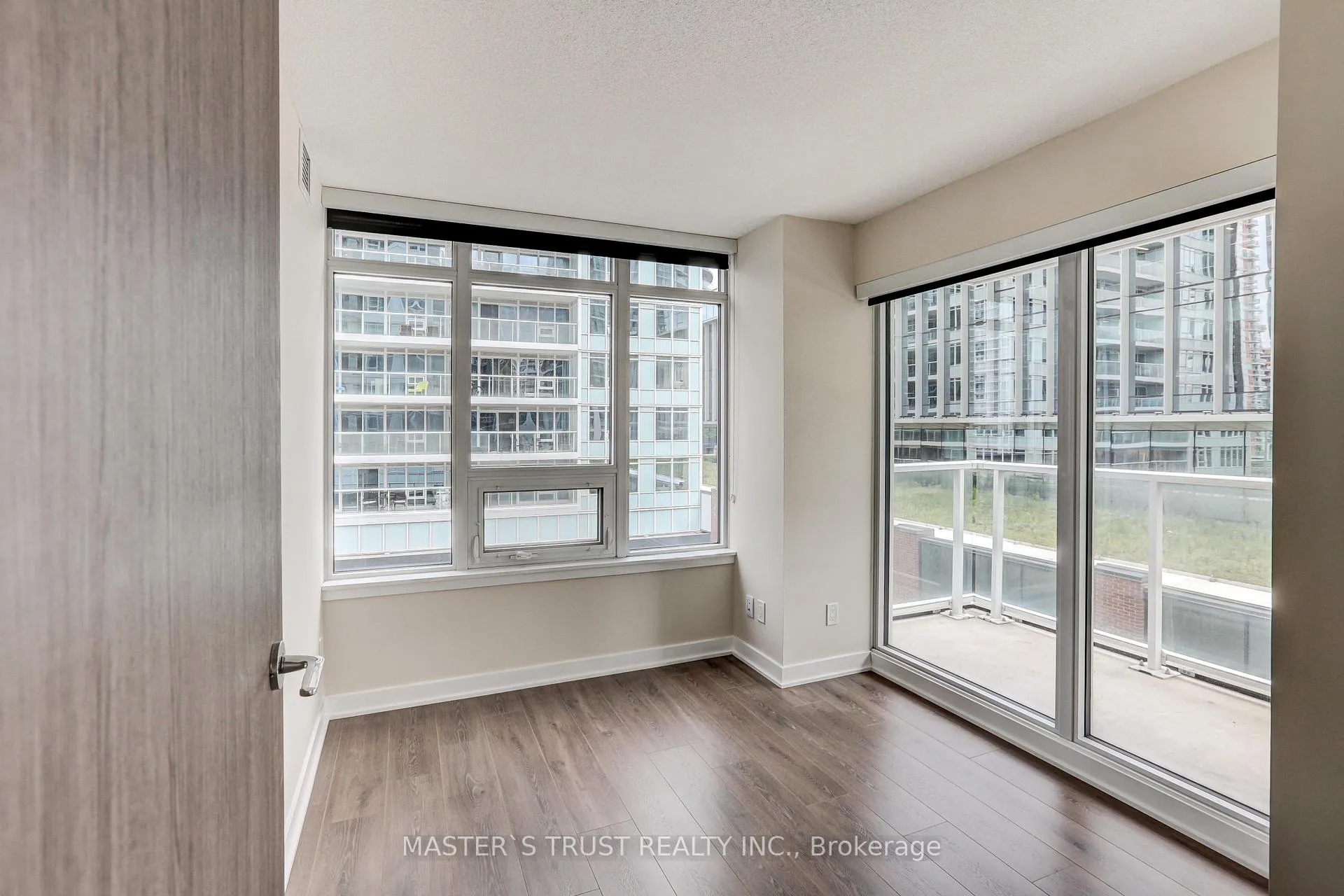 Photo 10 of Unit 711, 19 Bathurst Street, Toronto, Waterfront Communities — HOMEH